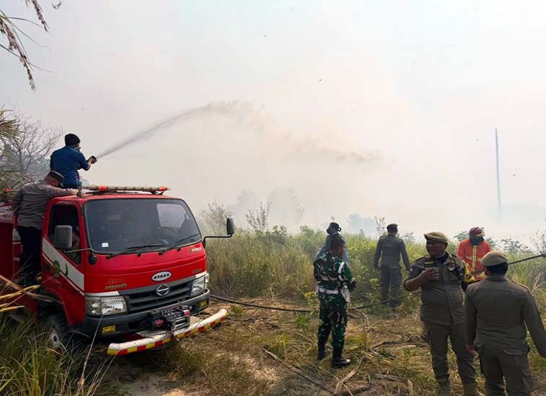 Pemkab Berau Siapkan Rp4,5 Miliar Hadapi Karhutla, Gunakan Peat Injector Hingga Water Bombing untuk Atasi Api di Lahan Gambut