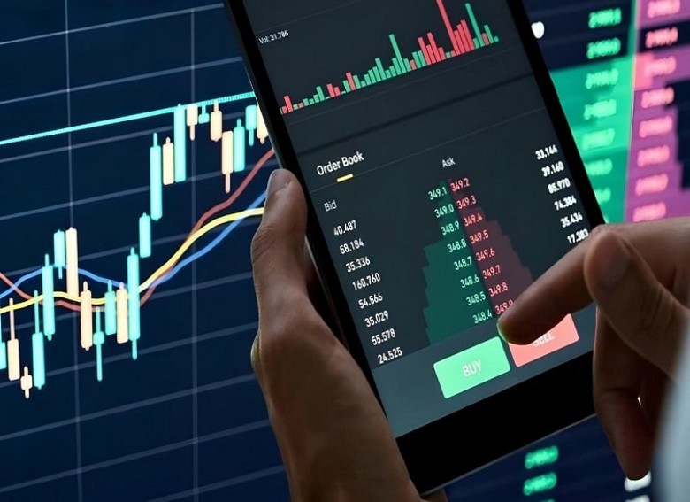 Rupiah Tembus Rp18 Ribu per Dolar AS, Trader Kukar Soroti Dampaknya bagi Pasar Saham dan Valuta Asing