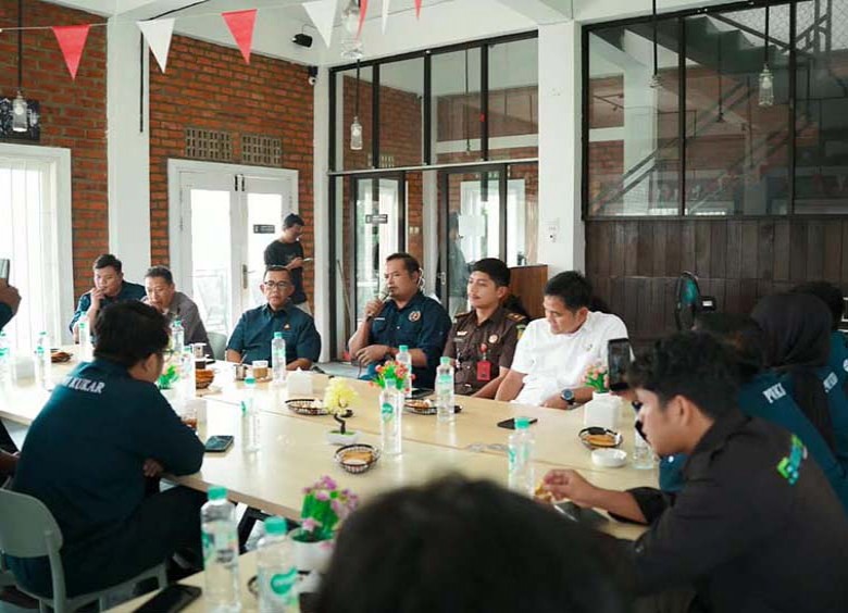 Kejari Kukar dan PWI Sepakat Bentuk Forum Wartawan Kejaksaan
