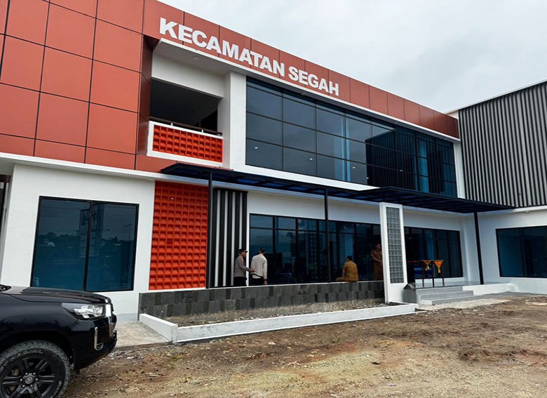 Tahap Finising Kantor Camat Segah Sambil Berjalan, DPUR Akui Pekerjaan Dikebut Demi Pelayanan Masyarakat