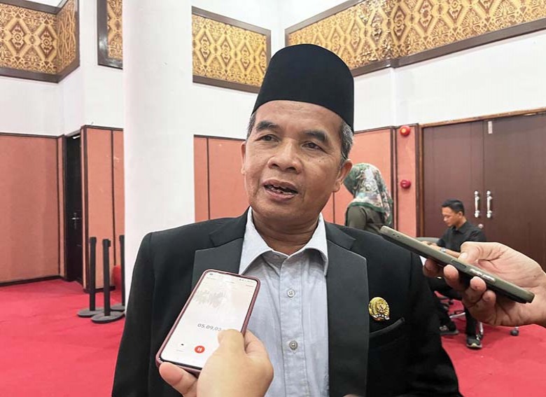 Mendukung Arah Pembangunan Pemkab Bera, Dewan Ingatkan Menjaga Konsistensi RTRW